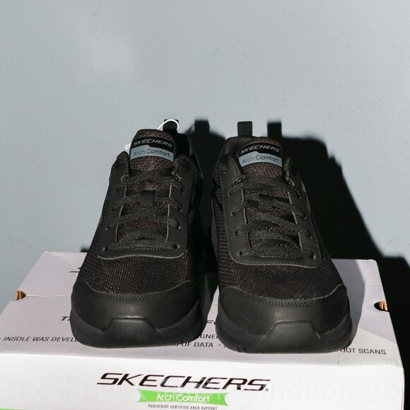 Supportive Arch Comfort     Machine Washable       Skechers® Men shoes - Picture 3 of 6